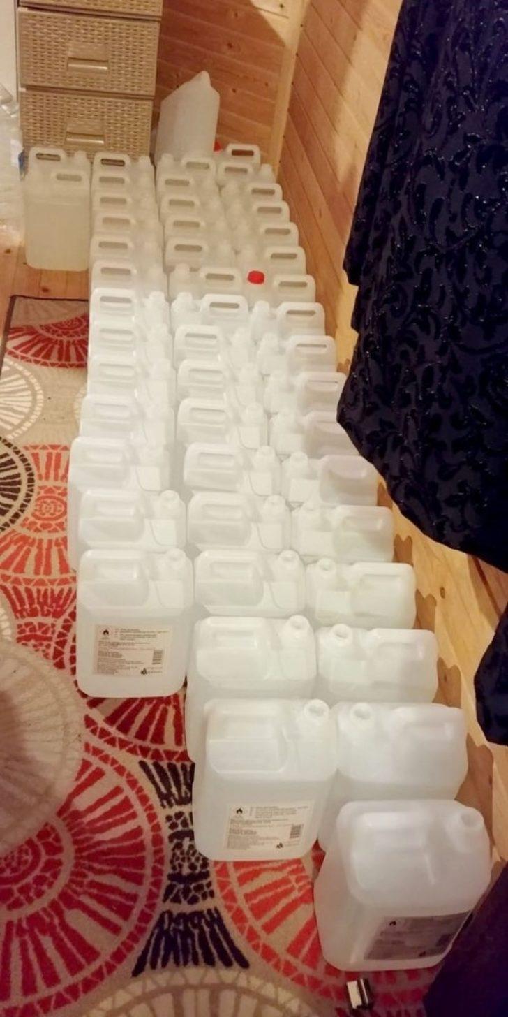 Köyceğiz’de yeni yıl öncesi 70 bin TL değerinde sahte alkol ele geçirildi G1