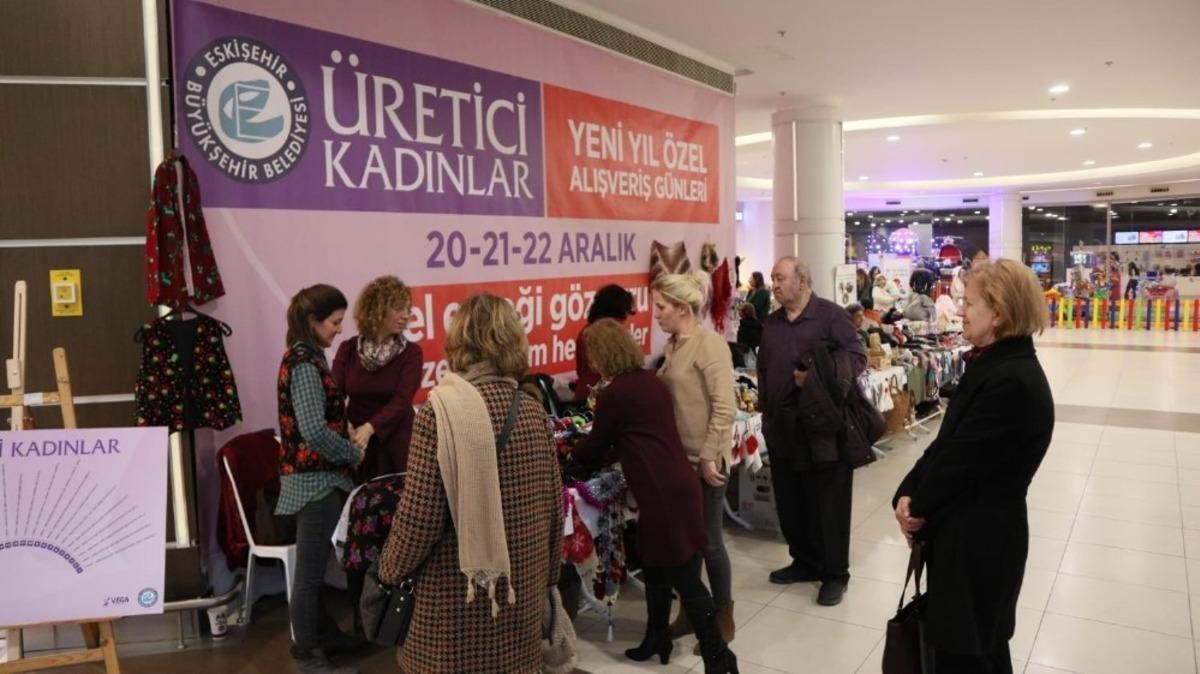 El emeği g&ouml;z nuru eserler OKEP stantlarında