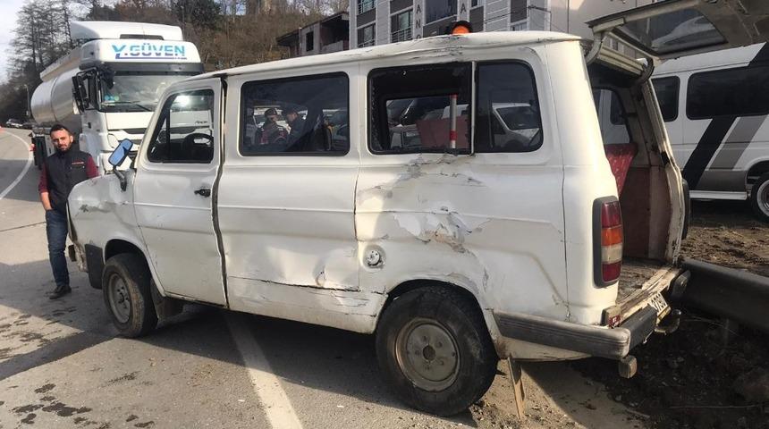 Giresun&rsquo;da trafik kazası: 2 yaralı