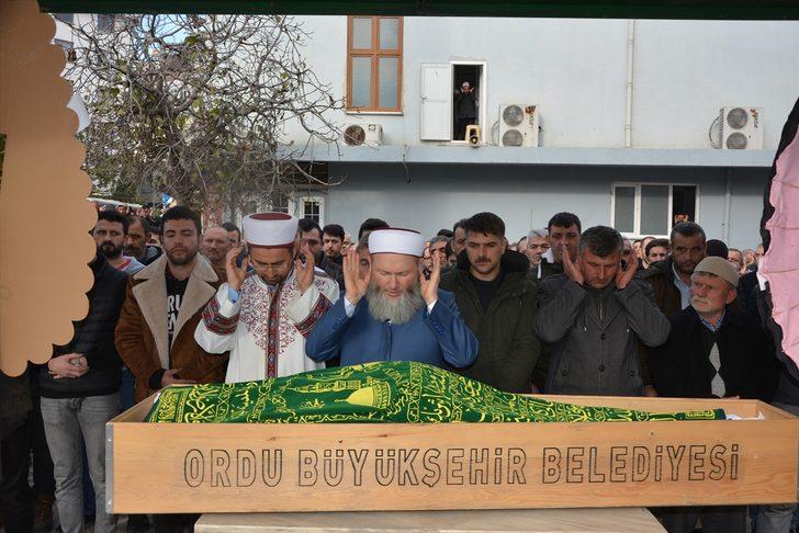 Uçakta rahatsızlanan üniversite öğrencisi hayatını kaybetti G2