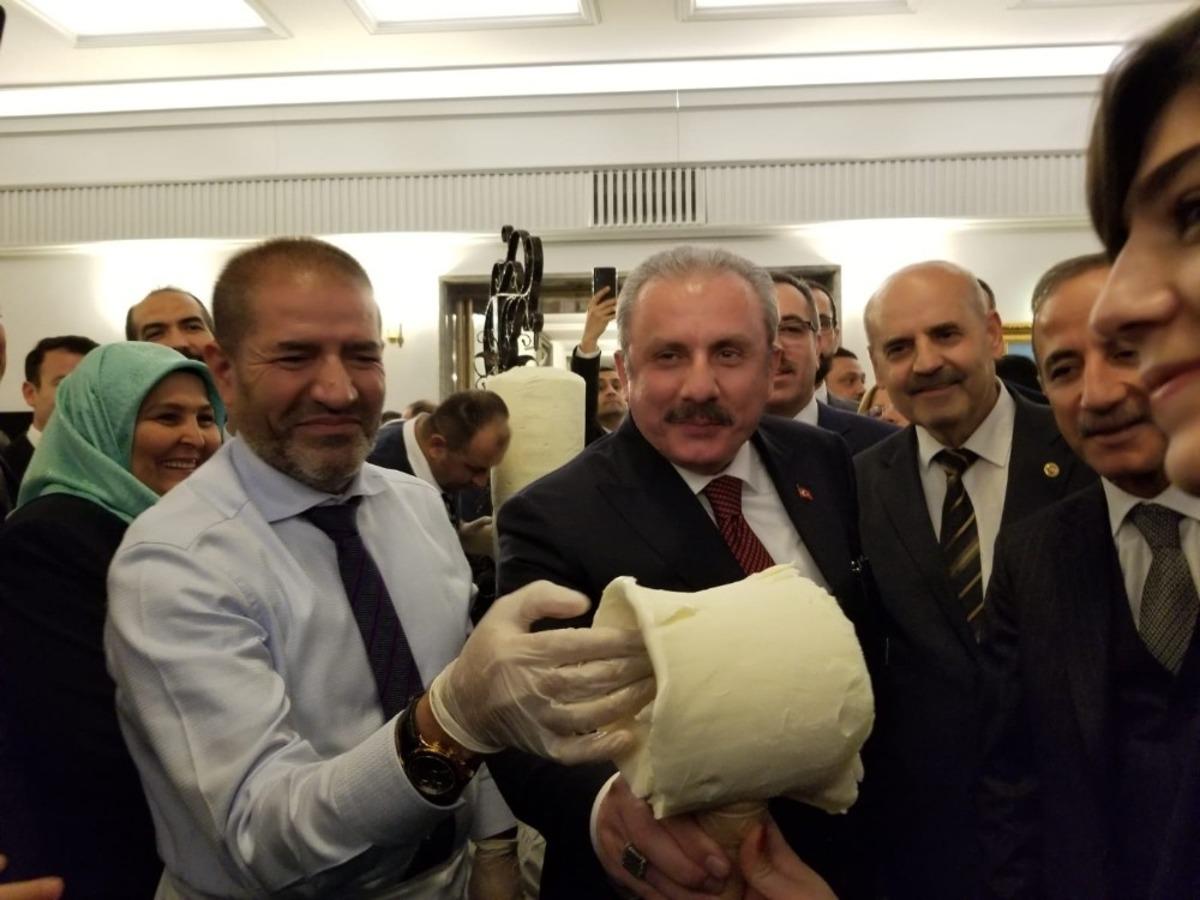Maraş lezzetleri TBMM&rsquo;de milletvekillerine sunuldu