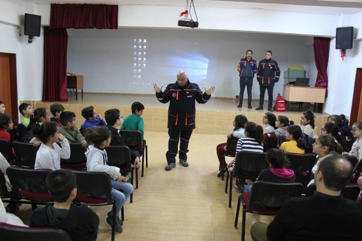 Şanlıurfa Afad&rsquo;dan &ldquo;G&uuml;venli bina&rdquo; eğitimi