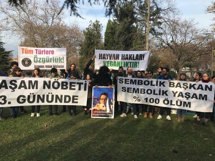 İBB önündeki fayton protestosu devam ediyor! 'İmamoğlu görüşmesinden hak değil, rant çıktı' G2