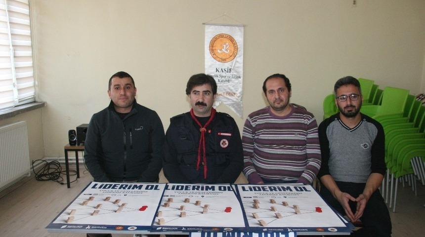 İzciler bir araya geliyor