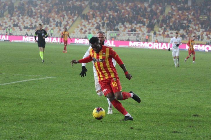 ÖZET | Yeni Malatyaspor: 0 - Çaykur Rizespor: 2 maç sonucu G4