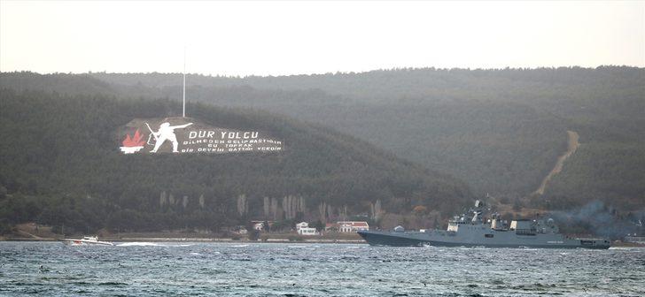 Rus askeri gemisi Çanakkale Boğazı'ndan geçti G3