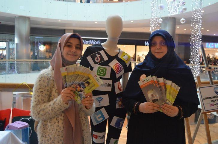 Afyonkarahisar’da sosyal medya bağlılığı anketi yapıldı G3