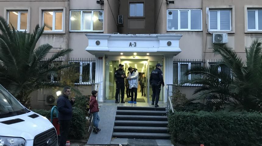 Zeytinburnu'nda korkun&ccedil; olay! &Ouml;nce mali m&uuml;şaviri &ouml;ld&uuml;rd&uuml;, sonra intihar etti