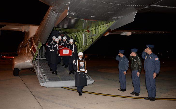 Şehit Uzman Onbaşı Ahmet Tunç'un cenazesi Kütahya'da toprağa verildi G2