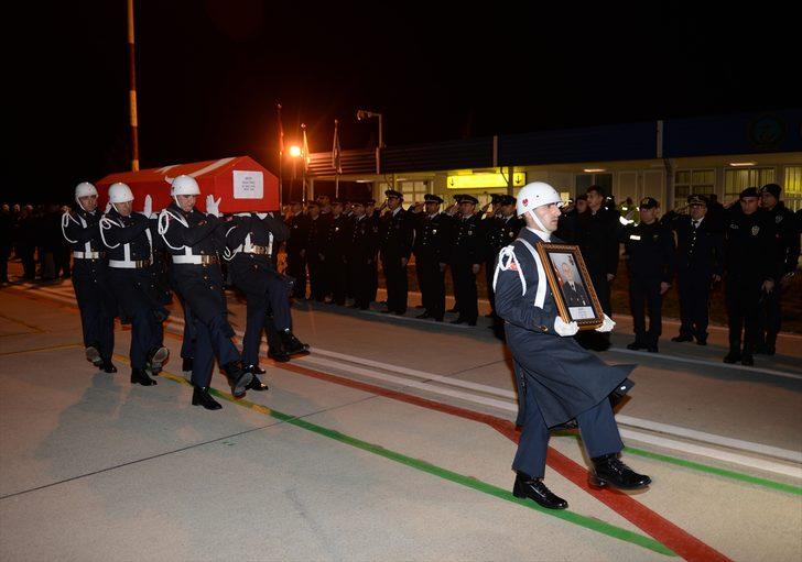 Şehit Uzman Onbaşı Ahmet Tunç'un cenazesi Kütahya'da toprağa verildi G5