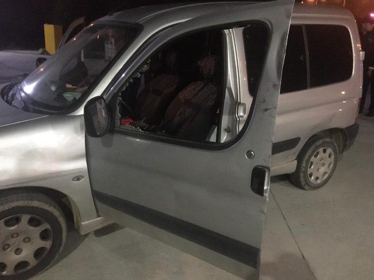 İYİ Partili Hakan Savaş’a silahlı saldırı! Trafikte kurşun yağdırdılar G4