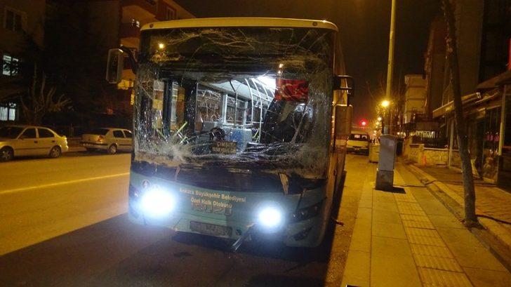 Başkent’te servis ile yolcu otobüsü çarpıştı: Yaralılar var! G3