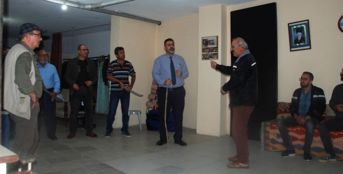 Dost Oyuncular "Pir Sultan Abdal"ı sahneye koyacak