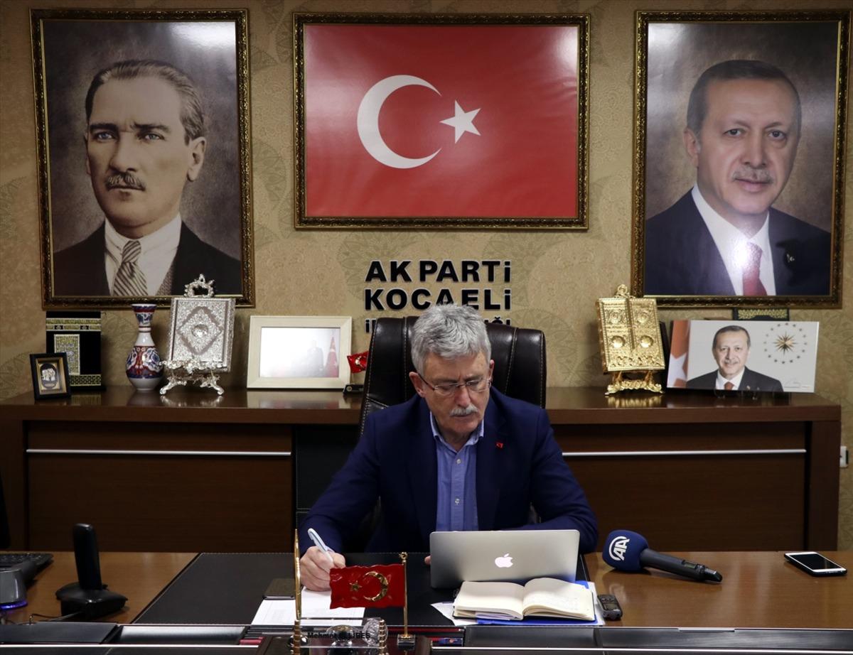 AK Parti Kocaeli İl Başkanı Ellibeş, AA'nın "Yılın Fotoğrafları" oylamasına katıldı