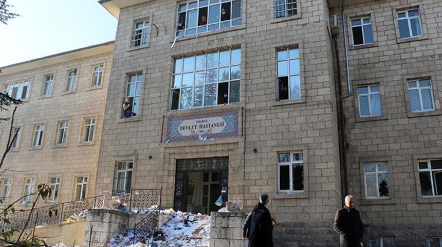 Isparta'da fuhuş yapıldığı iddia edilen eski hastane binası temizlendi