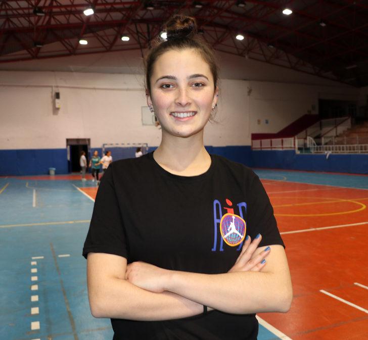 Basketbol aşkı için yüzlerce kilometre yol kat ediyor G3