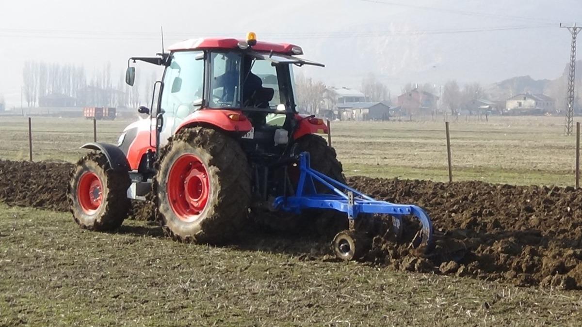 Sıcak hava &ccedil;ift&ccedil;ileri sevindirdi