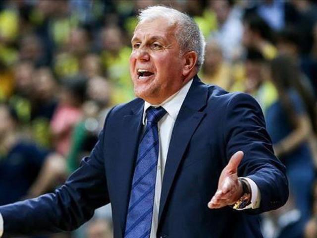Fenerbahçe taraftarından Obradovic'e destek