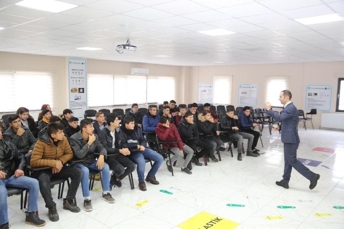 Melikgazi Geri d&ouml;n&uuml;ş&uuml;m Tesisleri, Eğitim Merkezi Gibi