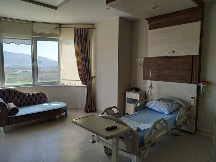 Atandığı hastaneyi 3 ayda ihya etti G2