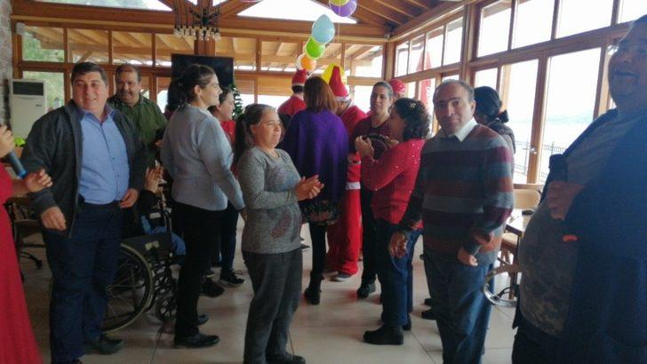 Ayvalık’ta engelliler yeni yıla erken girdi G3