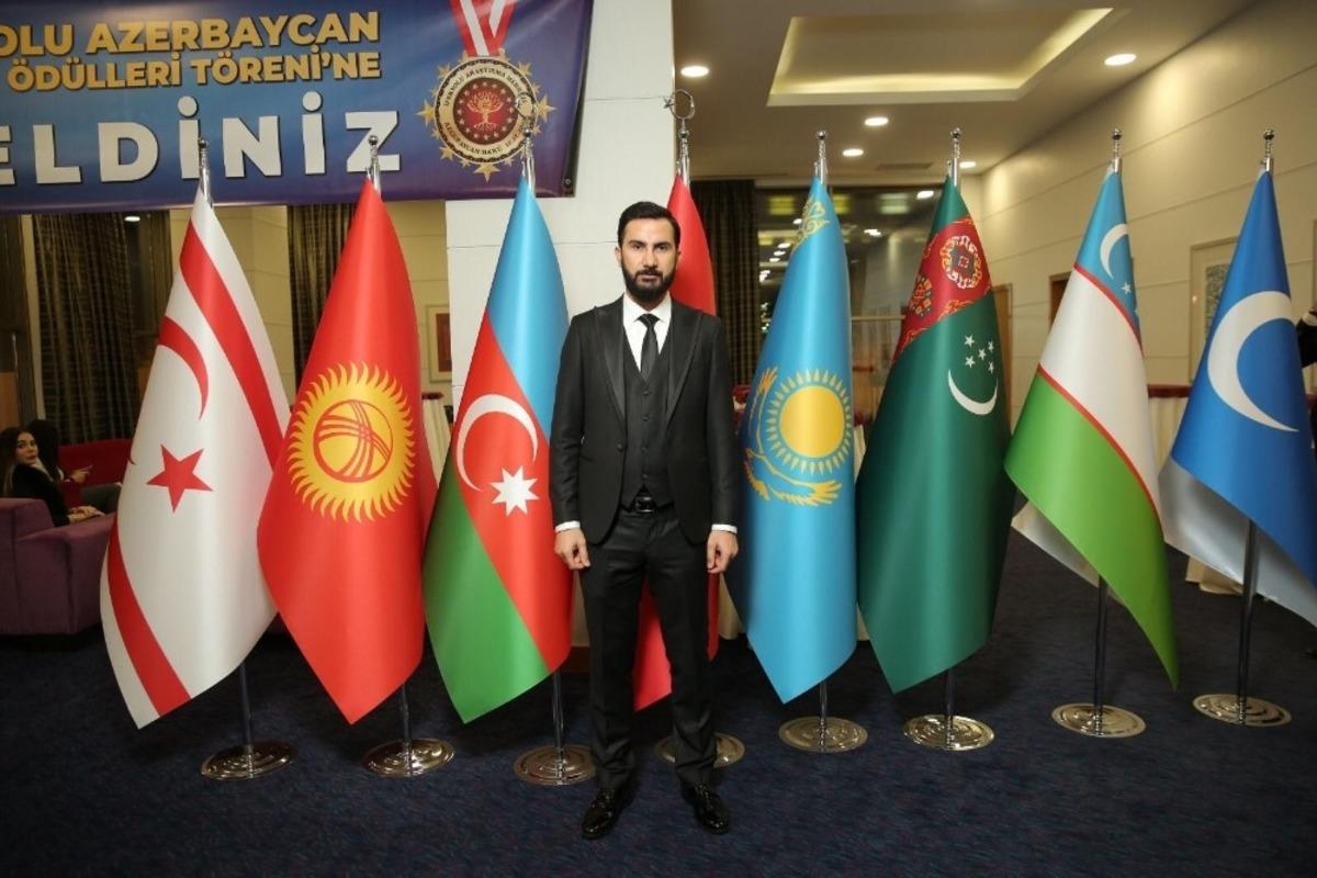 16. İpekyolu Yılın Altın Adamları &ouml;d&uuml;lleri