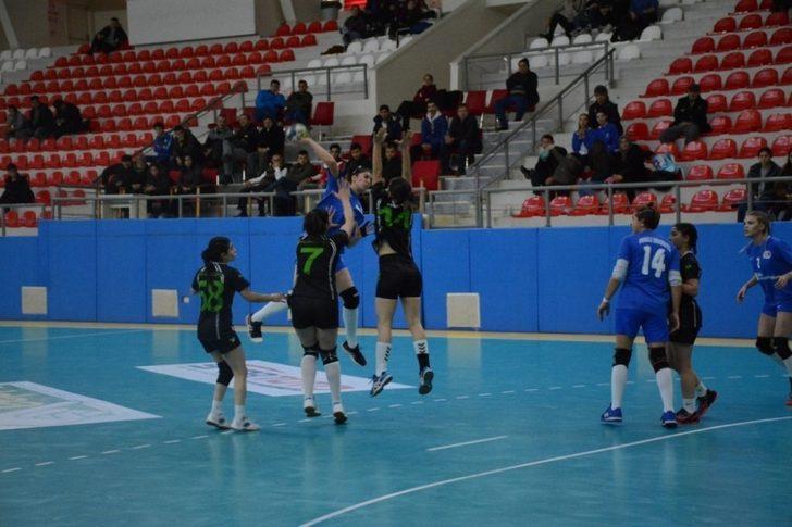 Anadolu Üniversitesi ilk devreyi lider tamamladı G2