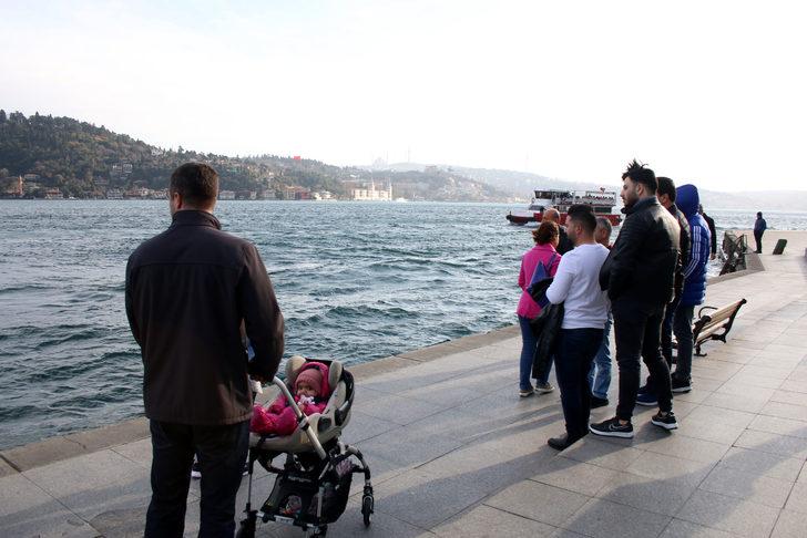 Aralık ayında şaşırtan görüntü! İstanbul Boğazı'nda... G4