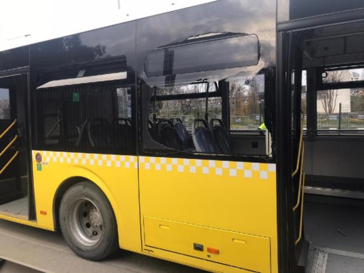 Otob&uuml;slerin camını kıran Beşiktaşlı taraftarlar g&ouml;zaltına alındı