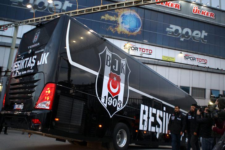 Beşiktaş ve Fenerbahçe takımları stada ulaştı G3