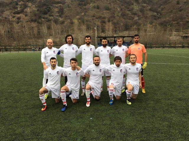 Karabükspor başkanının amatör ligdeki takımı maça çıkmadı