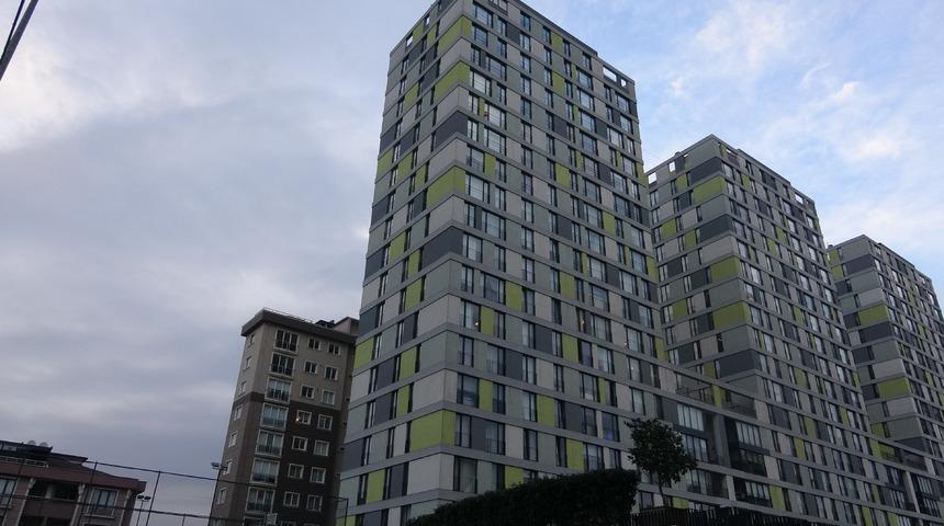 İstanbul'da korku dolu anlar! 4 yaşındaki çocuk asansör boşluğuna düştü