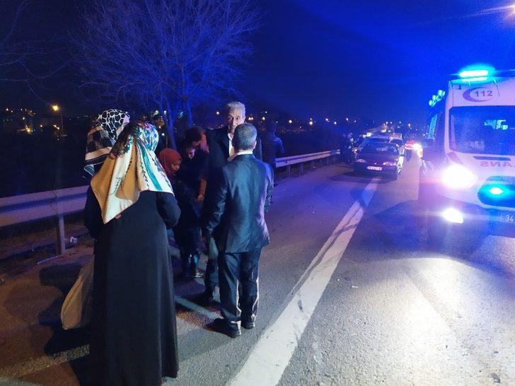 TEM'de makas atan araç düğünden dönen araca çarptı: Yaralılar var! G2