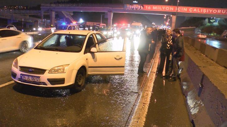 Polis zor ayırdı! Önce araçlar ardında sürücüler birbirine girdi! G3