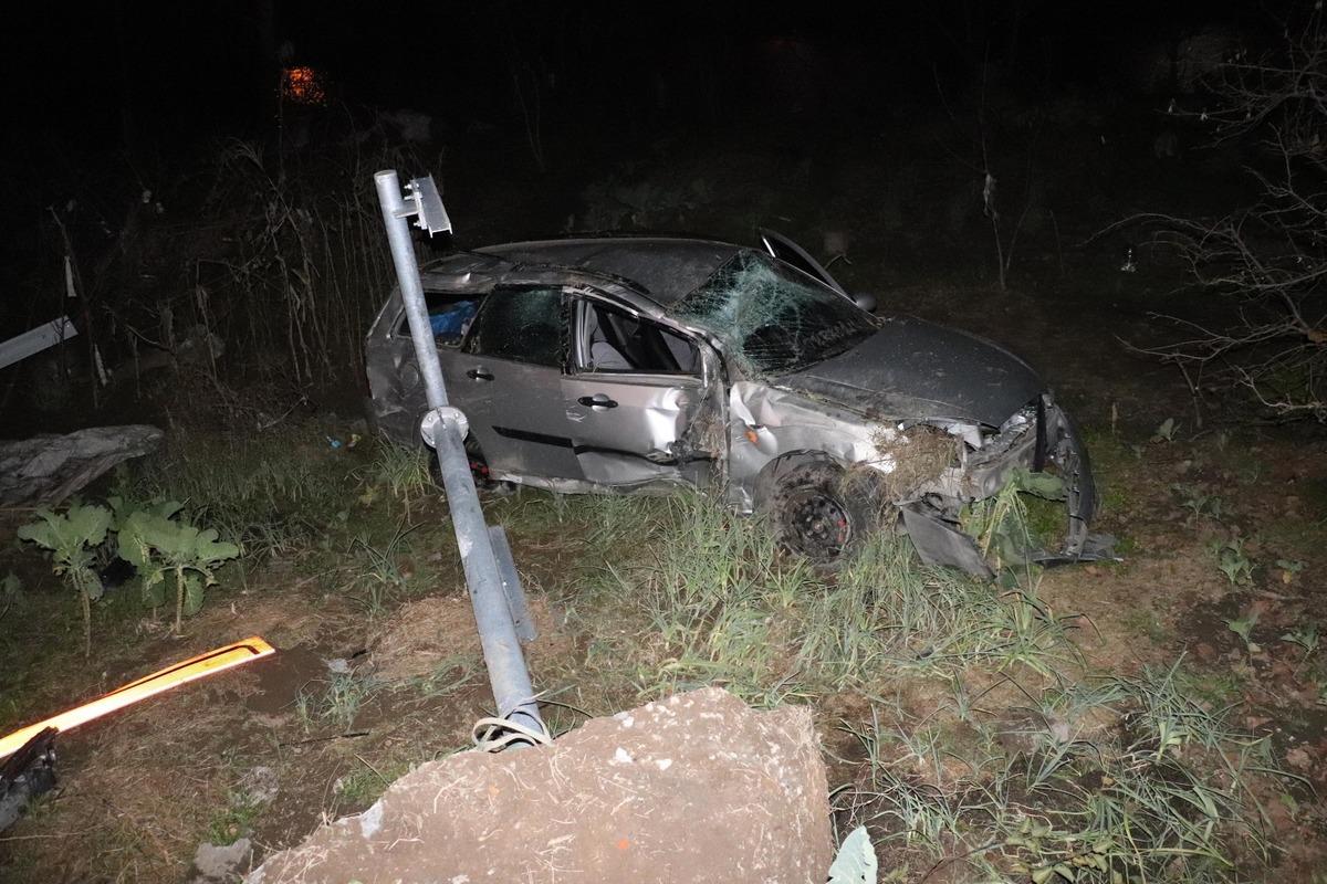 Ereğli'de otomobil dereye u&ccedil;tu: Yaralılar var!