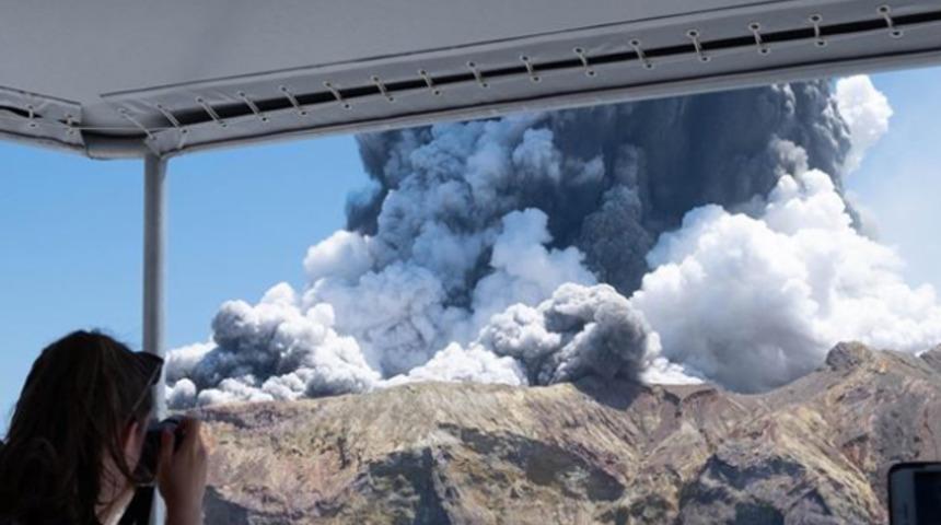 Yeni Zelanda'daki yanardağ patlamasında ölü sayısı yükseldi