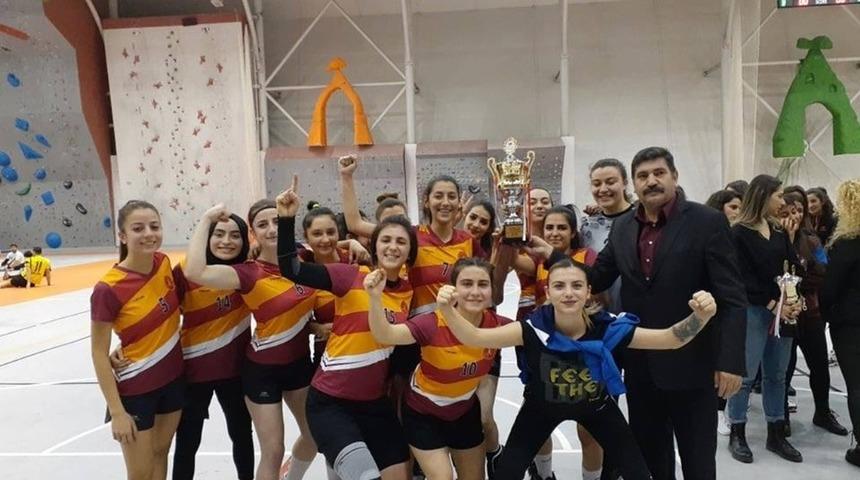 Nevşehir&rsquo;de d&uuml;zenlenen 2. Lig &Uuml;niversitelerarası Hentbol şampiyonası sona erdi