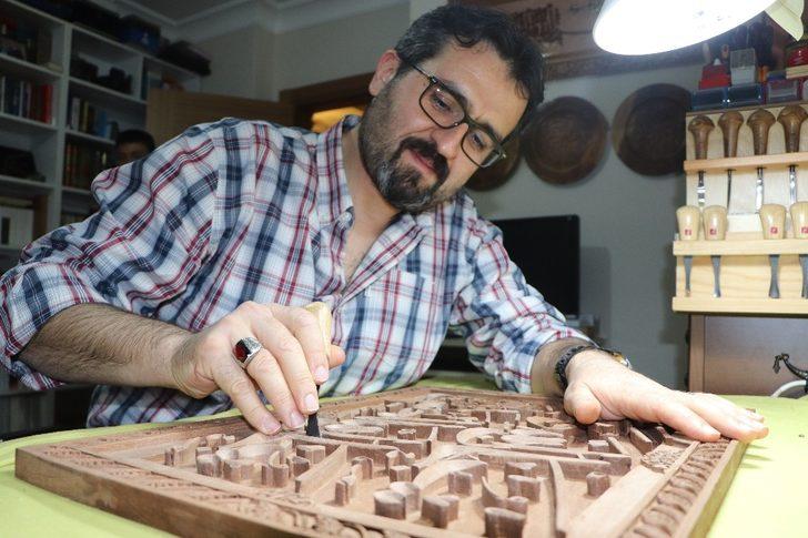 Hem ortopedi doktoru hem ahşap oyma ustası G1