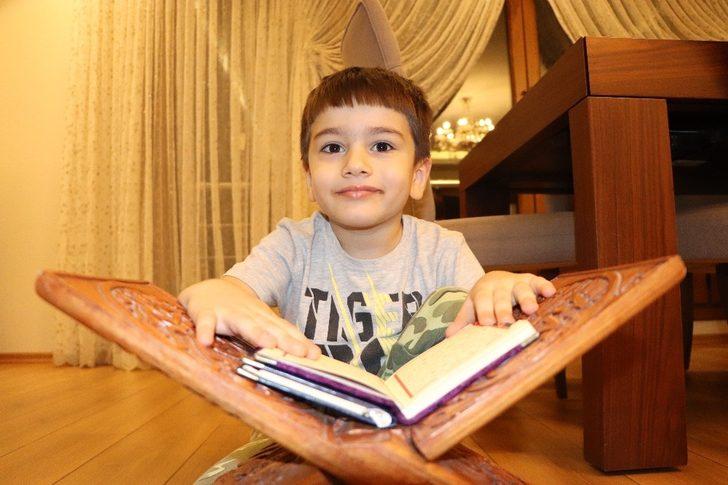 Hem ortopedi doktoru hem ahşap oyma ustası G3