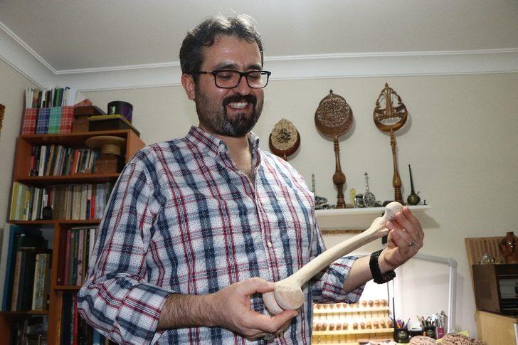 Hem ortopedi doktoru hem ahşap oyma ustası G4