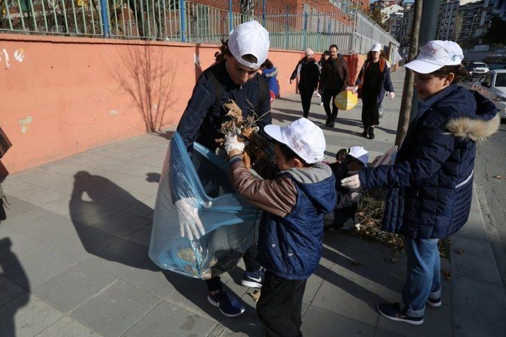 Çocuk Meclisi Üyeleri çevre temizliği yaptı G2