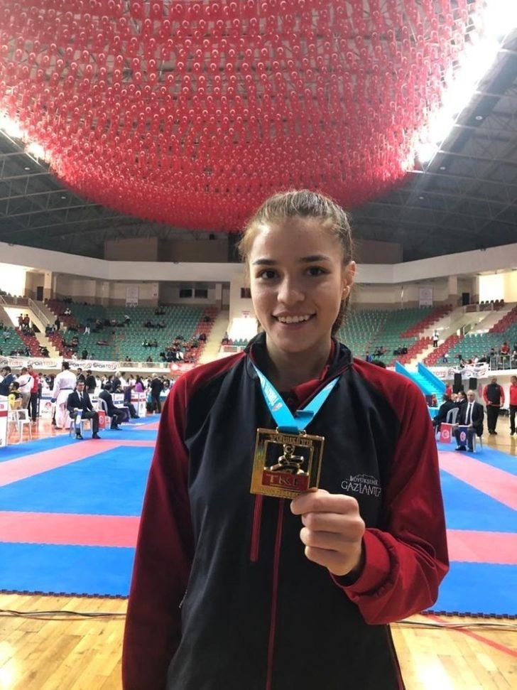Balkan Karate Şampiyonası’nda Gaziantep rüzgarı G3