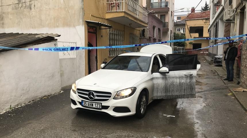 MHP Urla İl&ccedil;e Başkanı silahlı saldırıda ağır yaralandı