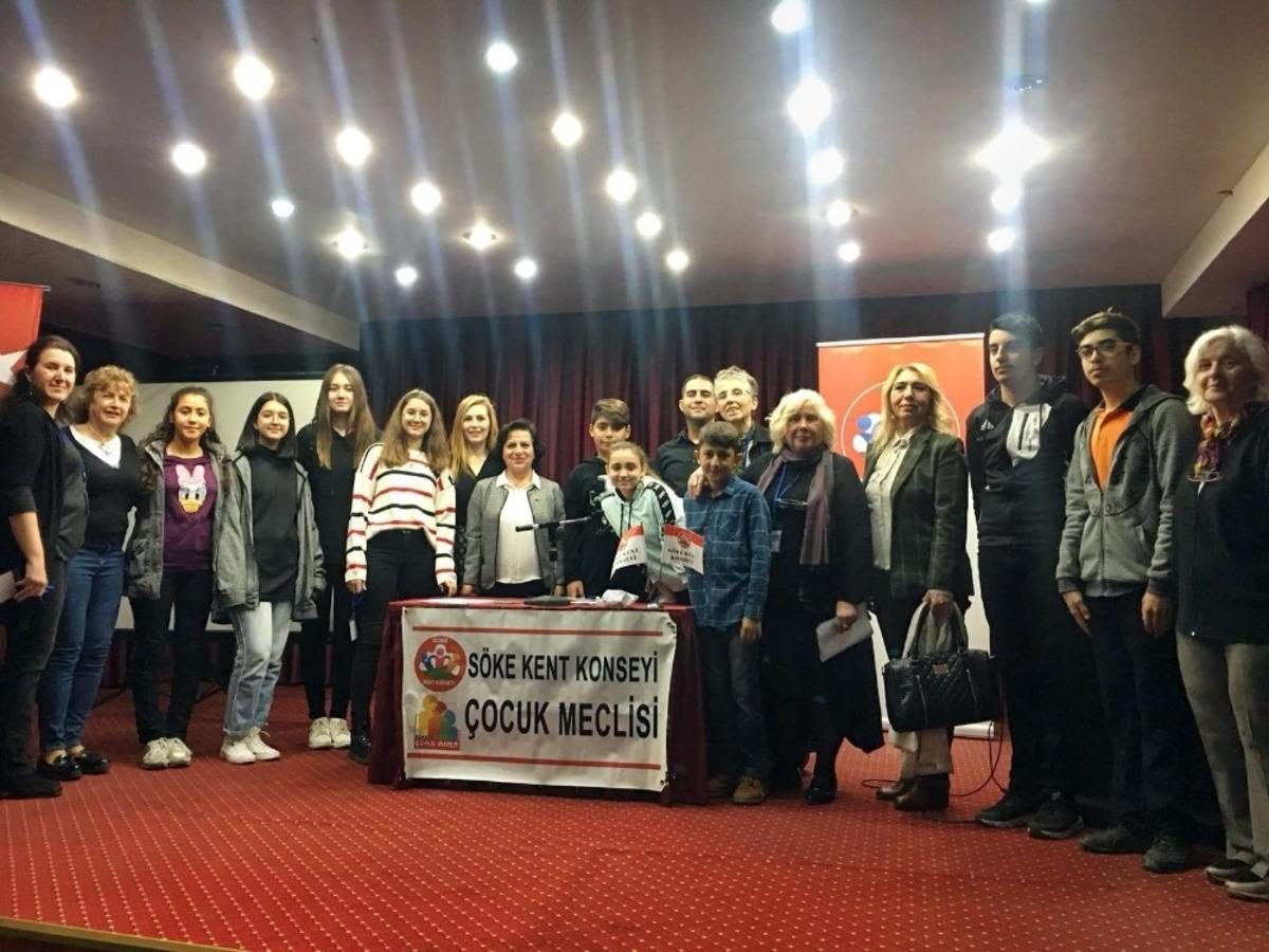 S&ouml;ke &ccedil;ocuk ve engelli meclislerinde se&ccedil;im heyecanı