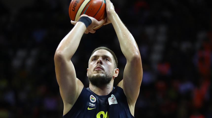 Fenerbah&ccedil;e Beko'da Stimac ayrıldı