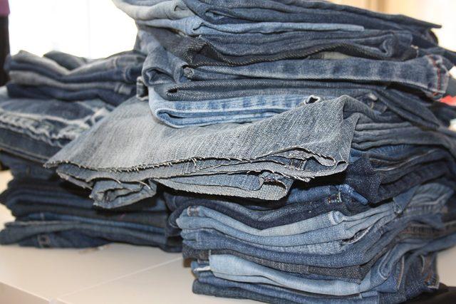 old-jeans-3589262_960_720