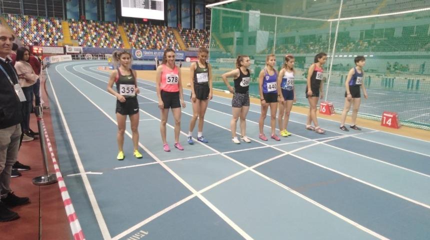 Karslı atletler başarıya doymuyor