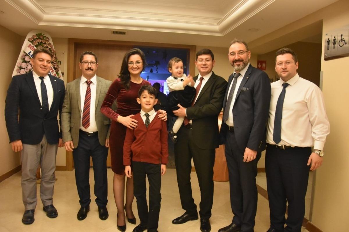 Başkan &Ouml;zcan, inşaat m&uuml;hendisleri ile bir araya geldi