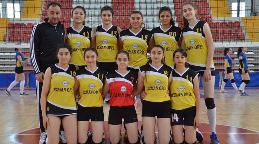 Melikgazi İzzet &Ouml;ks&uuml;zkaya Spor Kul&uuml;b&uuml; B&ouml;lgesel Lig finallerine y&uuml;kseldi