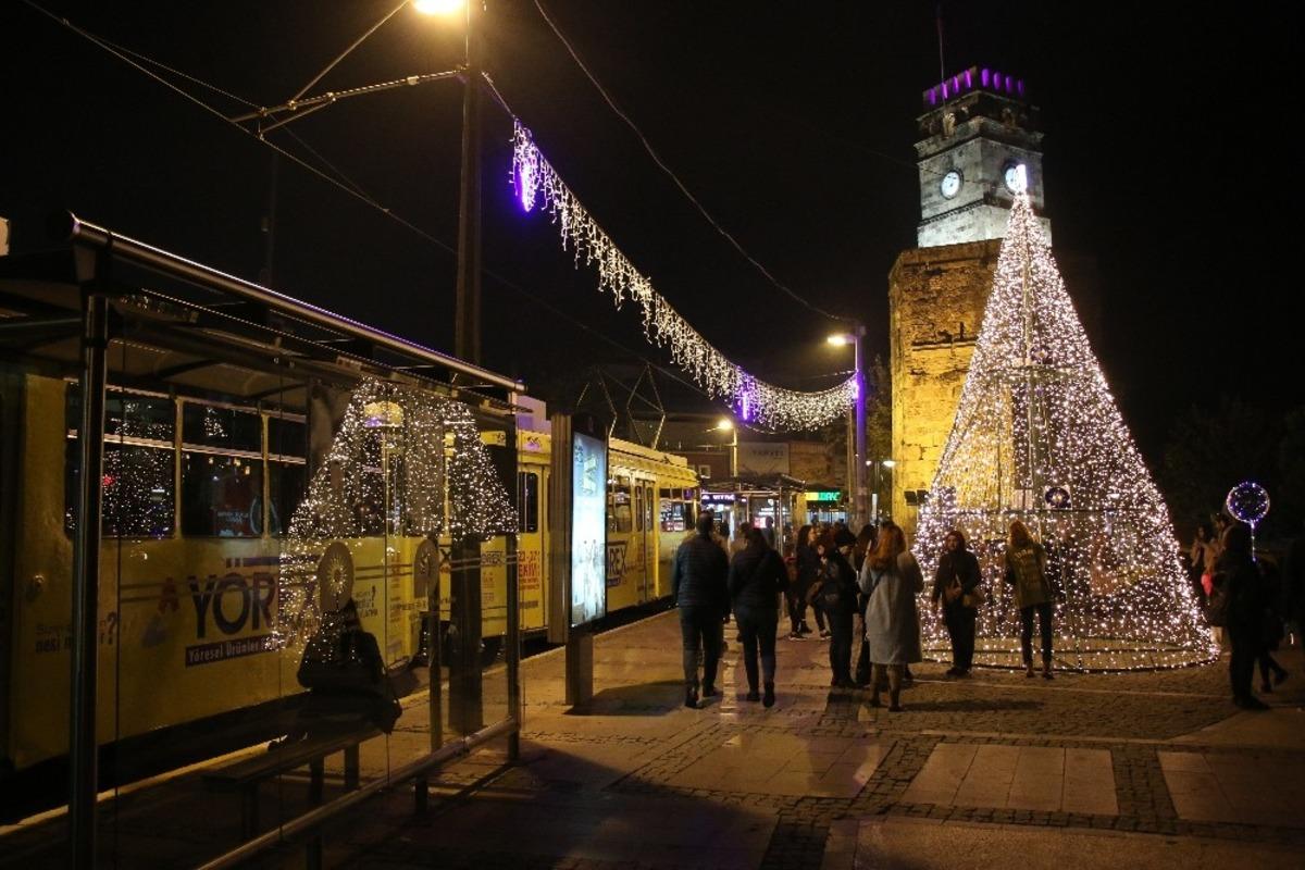 Antalya 2020&rsquo;yi ışıl ışıl karşılamaya hazırlanıyor